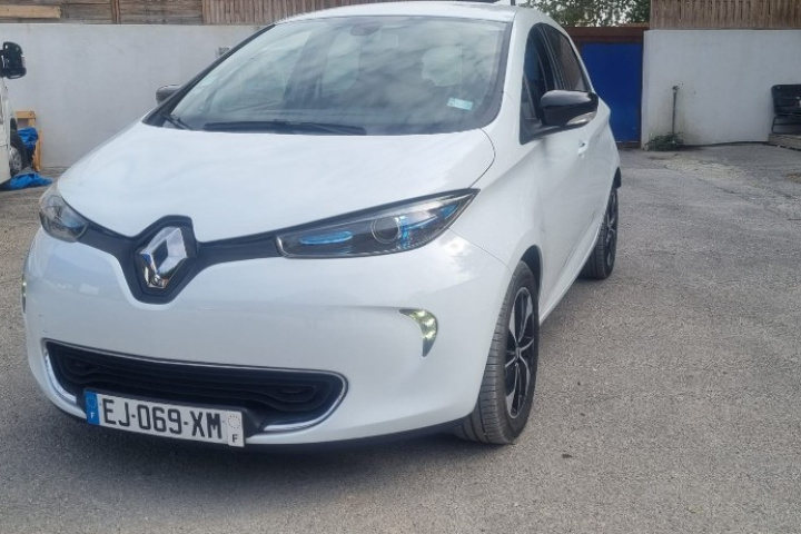 RENAULT ZOE